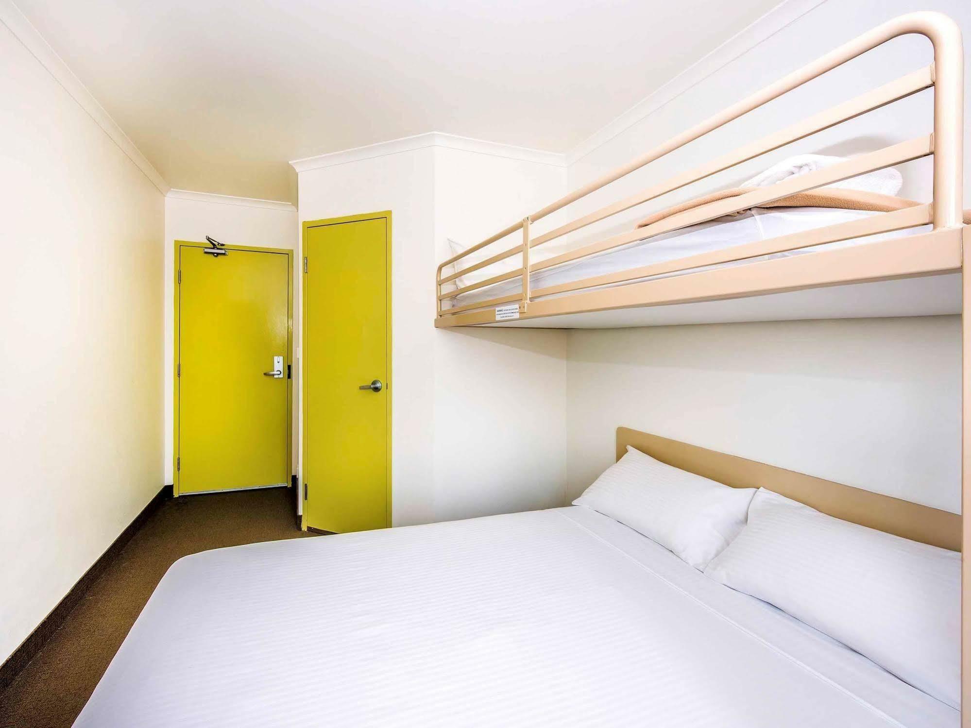 Ibis Budget Кофс-Харбор Экстерьер фото