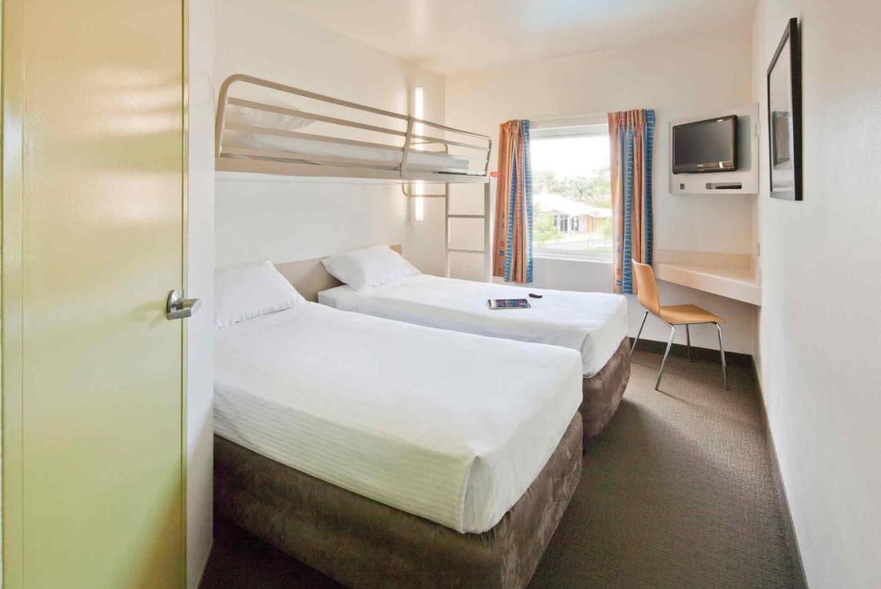 Ibis Budget Кофс-Харбор Экстерьер фото